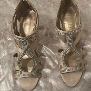 Metaphor, heeled, blinged, great looking dressy sandals!